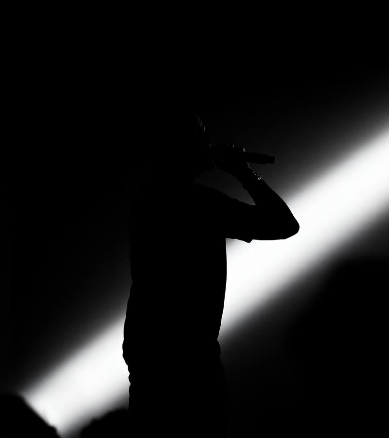 Artista solista en escena
